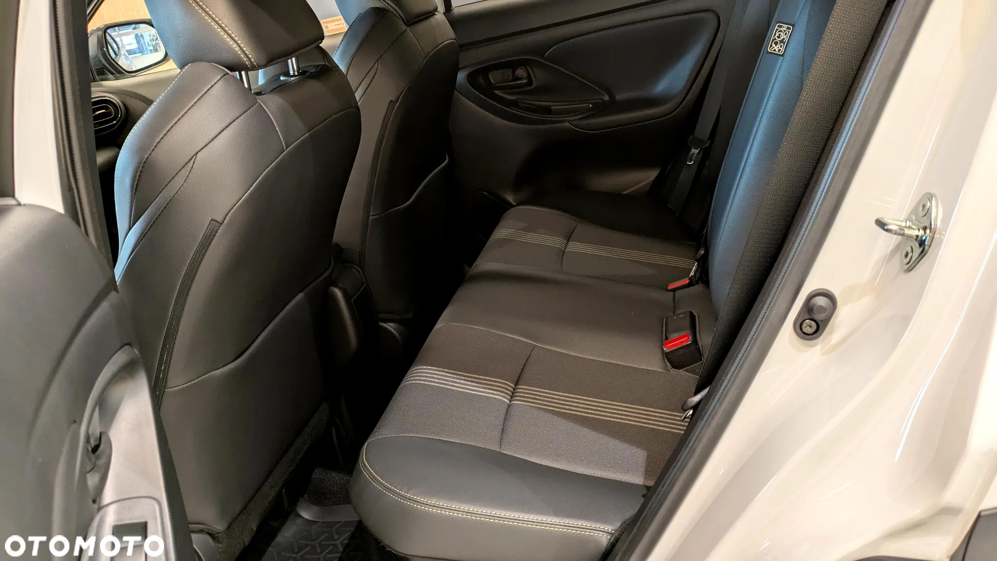 Toyota Yaris Cross Hybrid 1.5 Adventure - 9