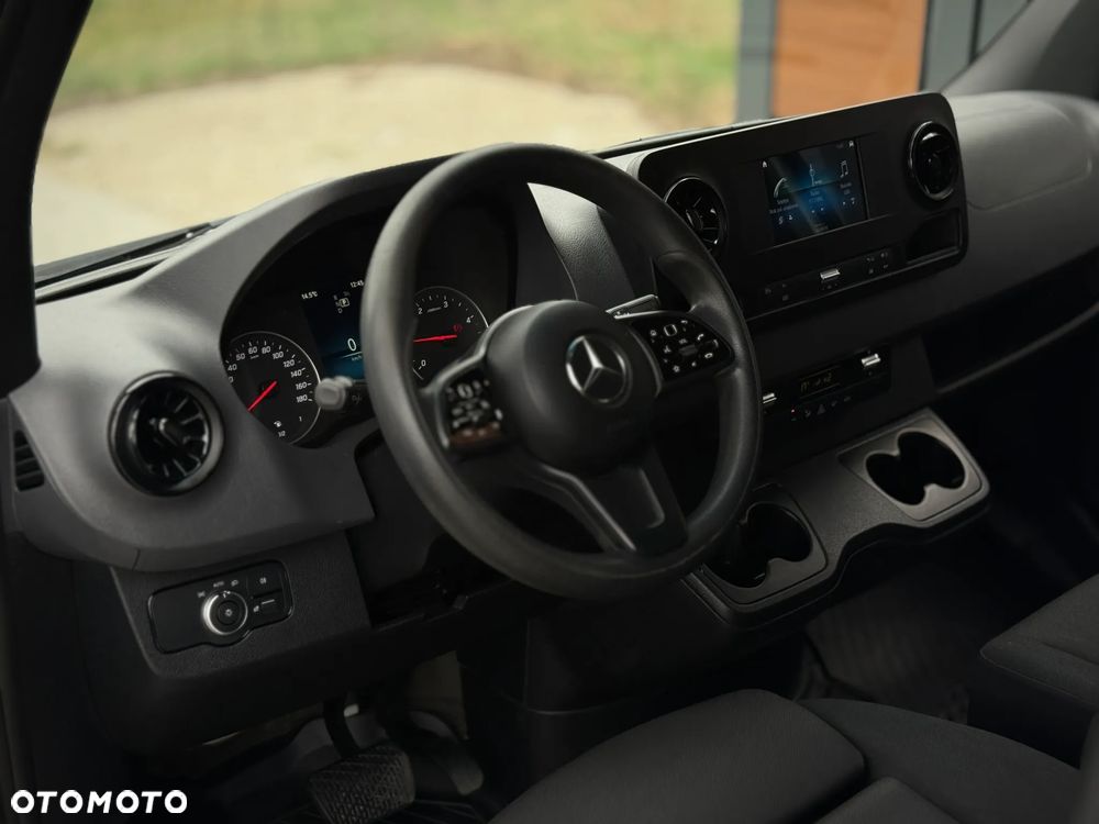 Mercedes-Benz Sprinter 315 CDI / Maxi L3 H2 / 2023 ROK Automat 9G Tronic / 154.590KM Przebieg / Reflektory LED / Zarejestrowany w PL - 25