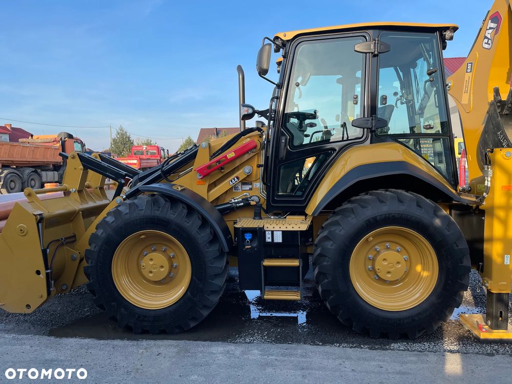 Caterpillar 444F - 5