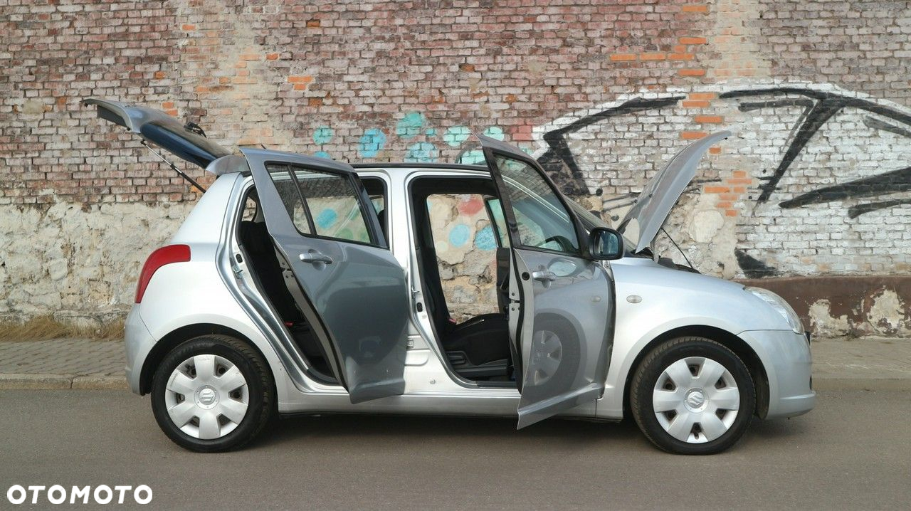 Suzuki Swift - 19