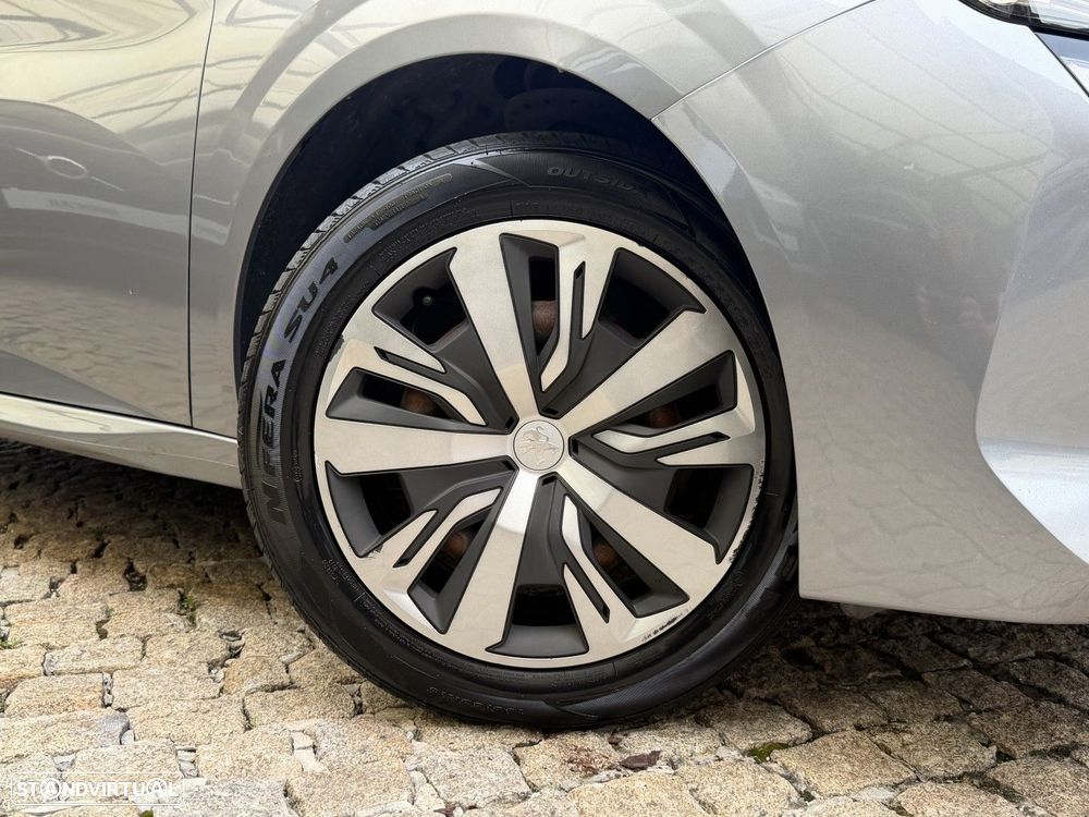 Peugeot 208 1.2 PureTech Active Pack - 3