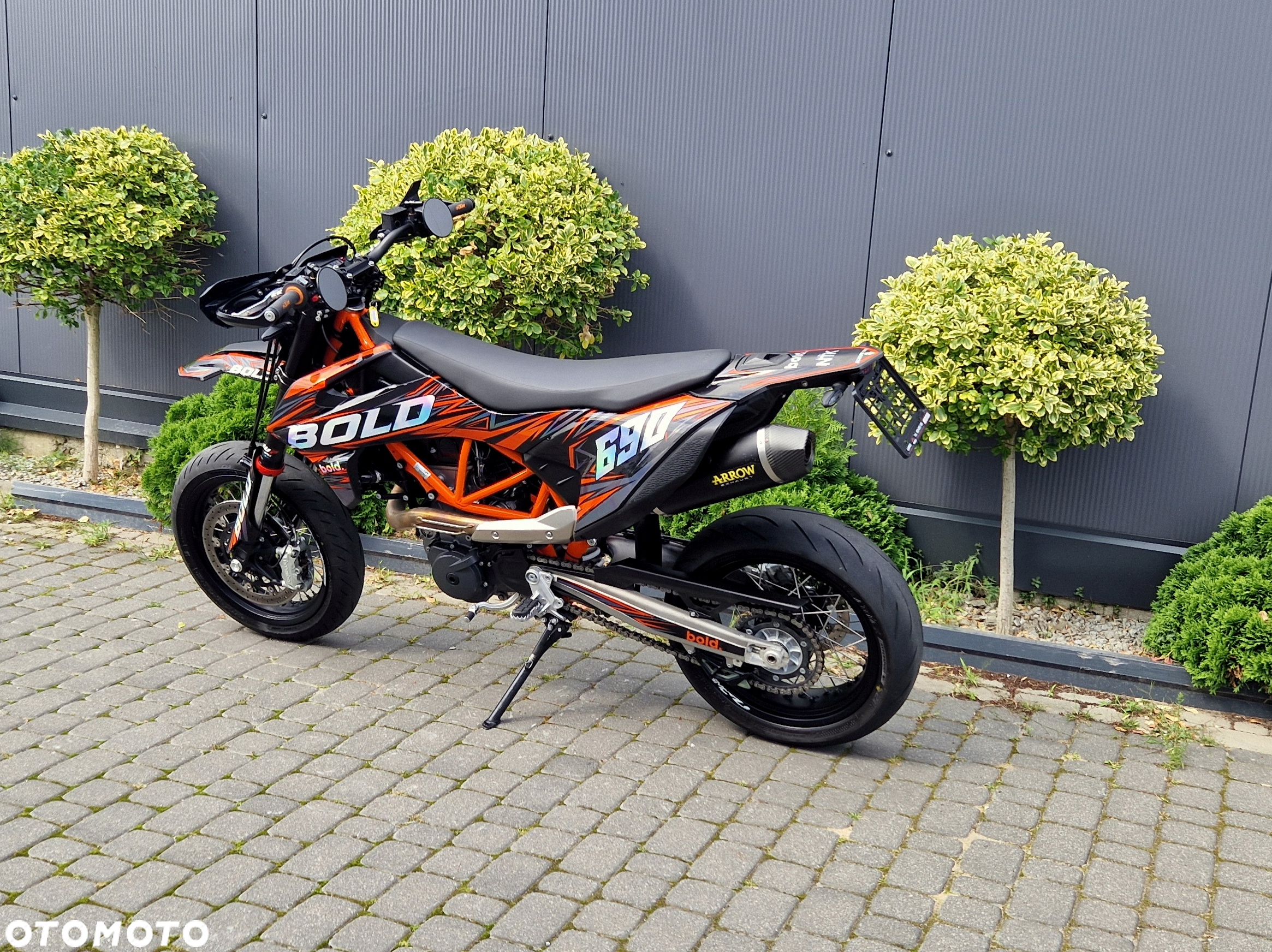 KTM SMC - 9