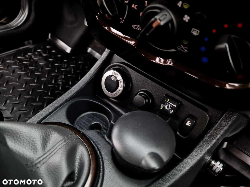 Dacia Duster 1.6 Laureate 4x4 - 12