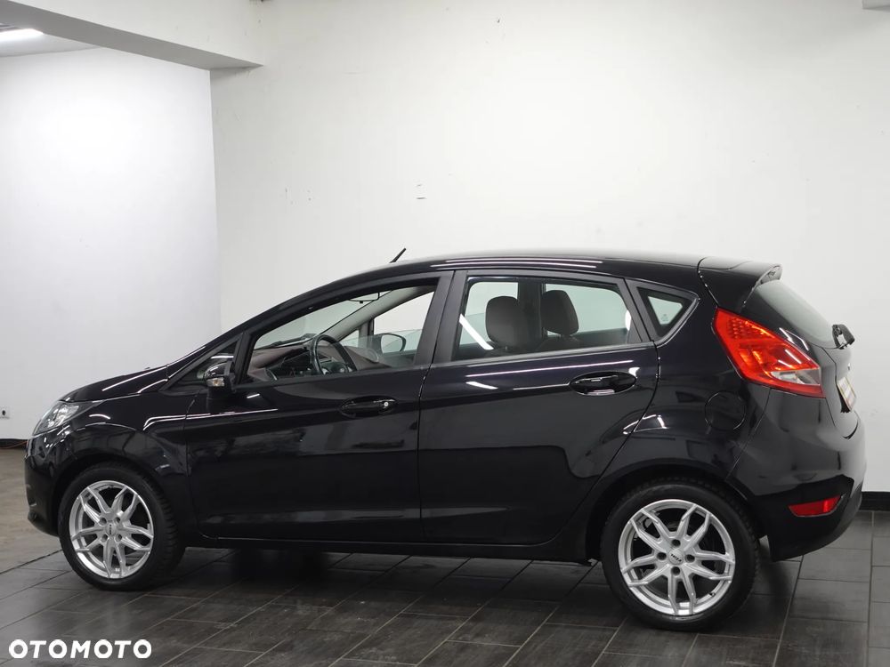 Ford Fiesta 1.25 Celebration - 6