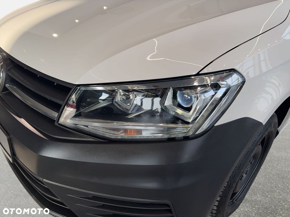 Volkswagen Caddy - 10