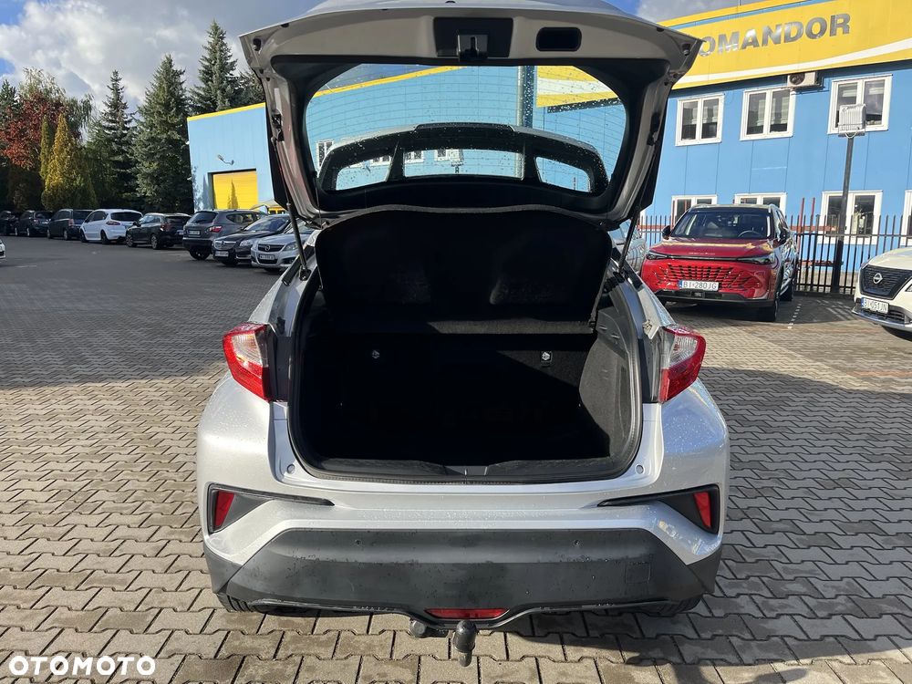 Toyota C-HR - 10