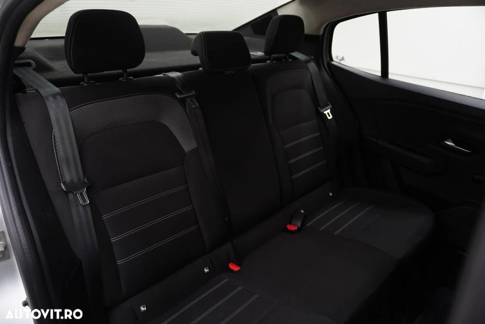 Dacia Logan TCe 90 MT6 Comfort - 12