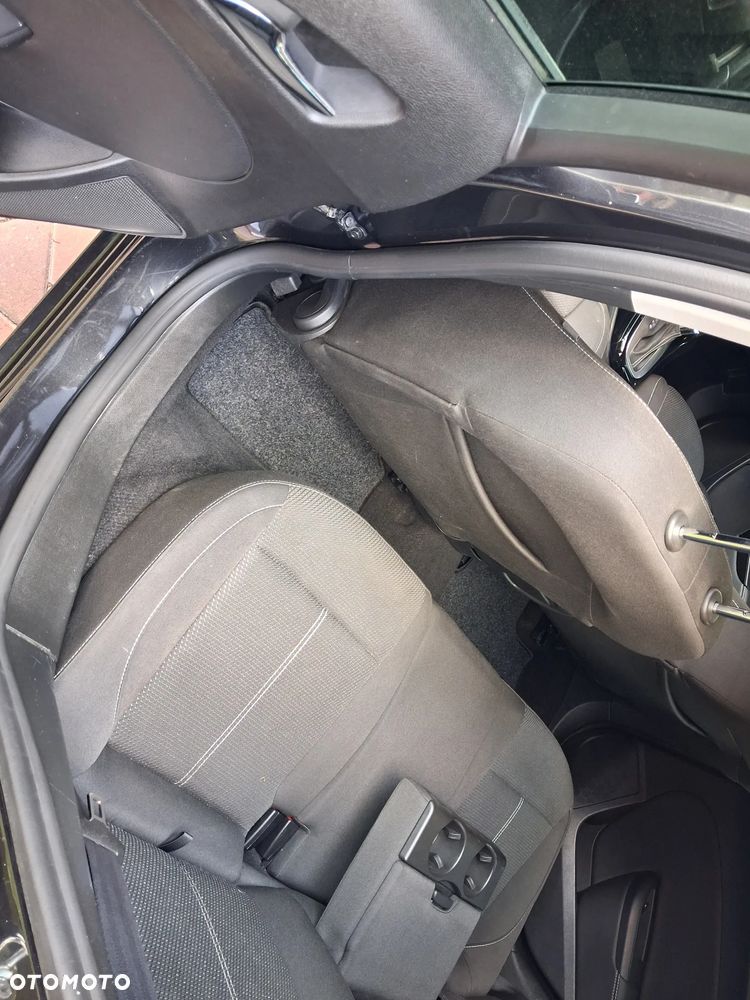 Opel Astra 1.4 Turbo Automatik Exklusiv - 28