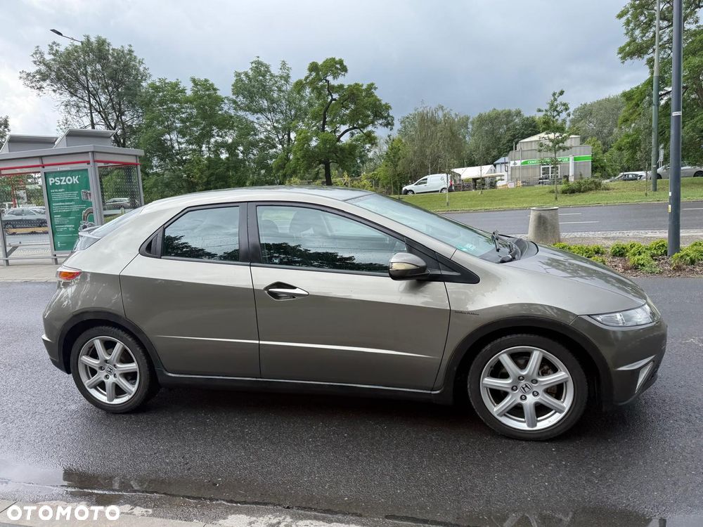 Honda Civic 1.4i-DSi - 8