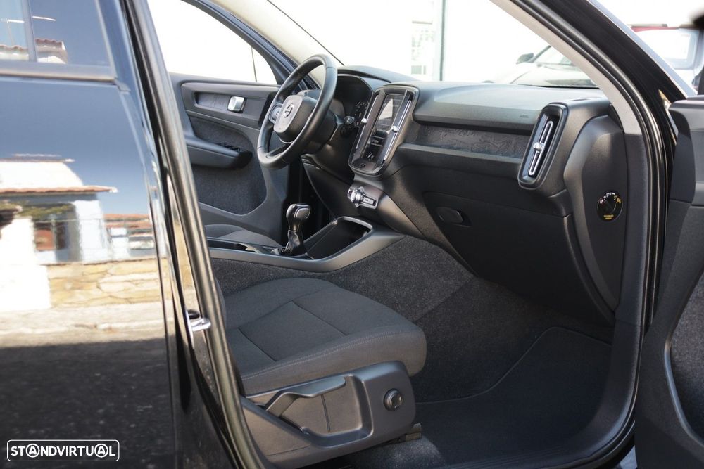 Volvo XC 40 1.5 T2 Essential - 21