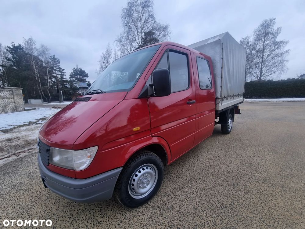 Mercedes-Benz Sprinter - 11