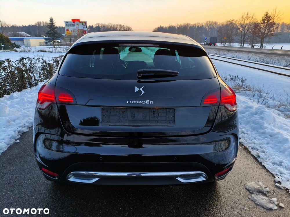Citroën DS4 HDi 165 SoChic - 9