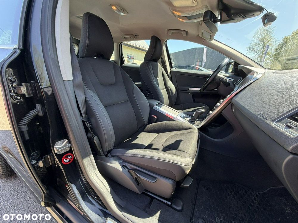 Volvo XC 60 2.4D AWD - 22