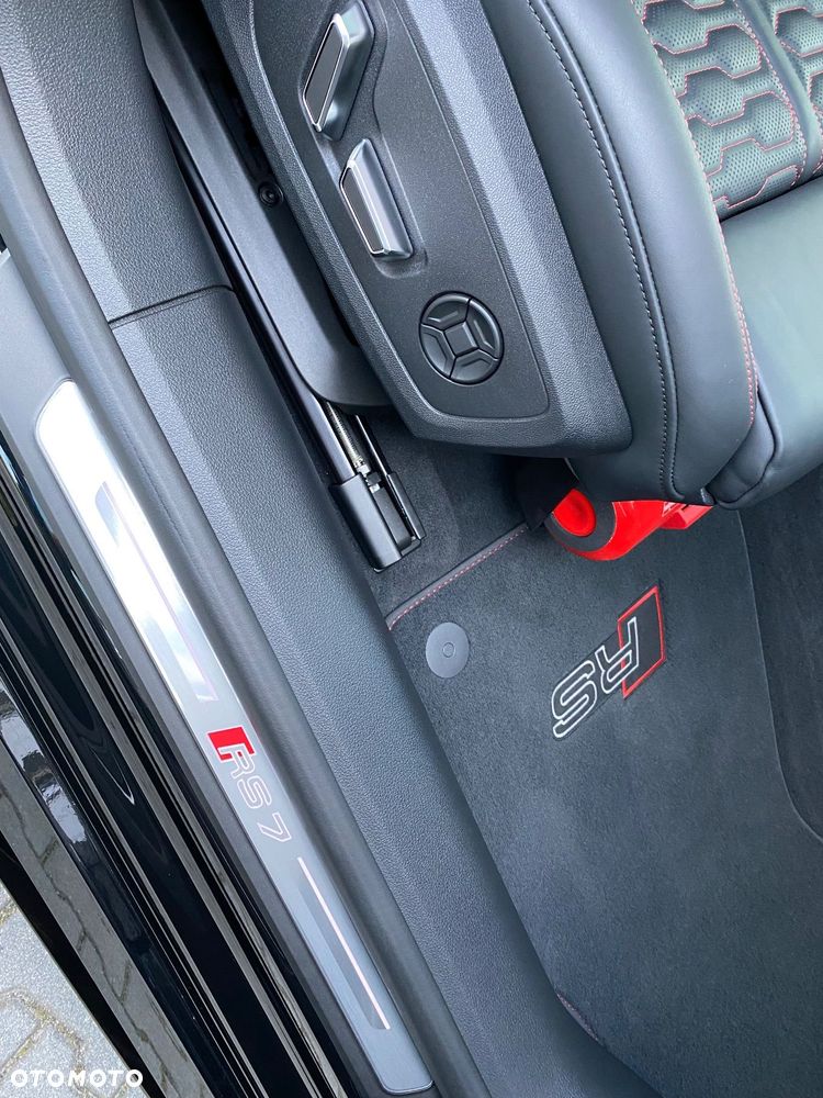 Audi RS7 Sportback - 28