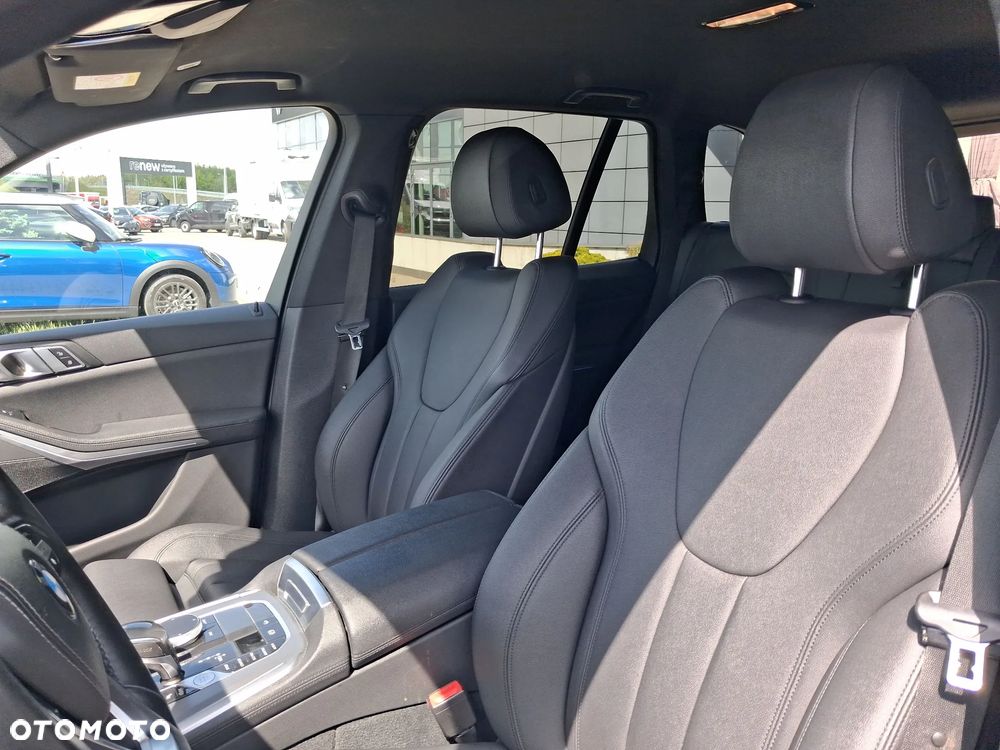 BMW X5 xDrive25d - 11