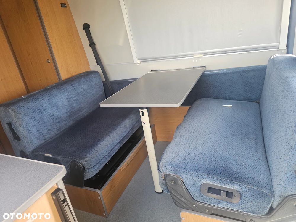 Mercedes-Benz sprinter - 14