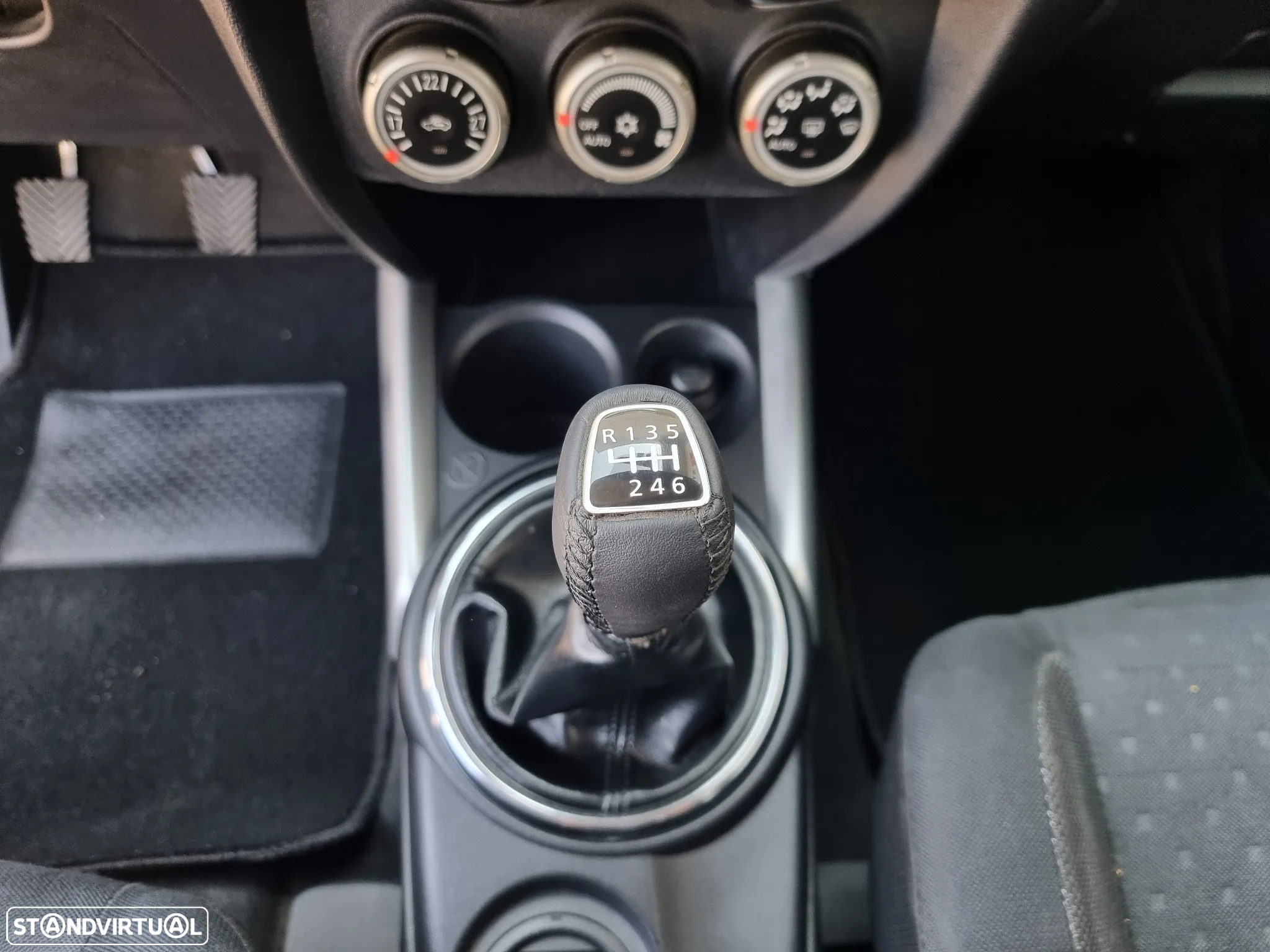 Mitsubishi ASX 1.8 DI-D Instyle - 12