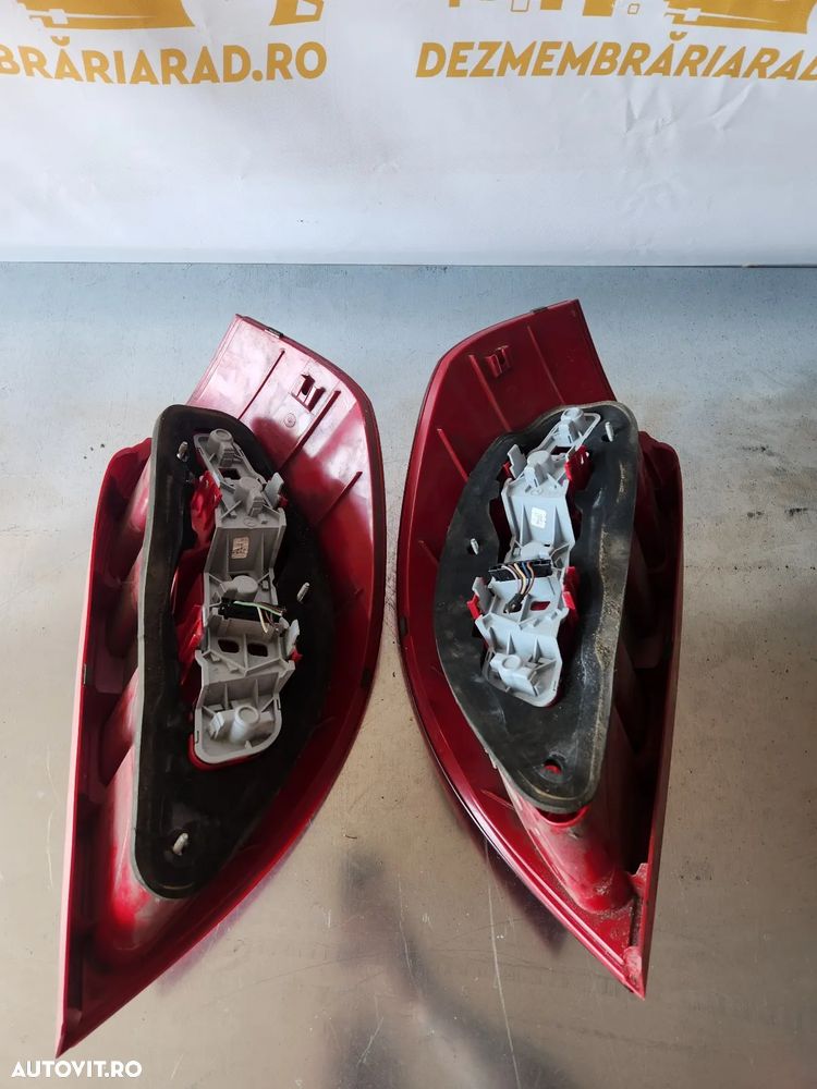 Stopuri Lampa Stop Tripla Stanga Dreapta Mercedes A Class W169 Dreapta Cu Mic Defect - Dezmembrari - 6