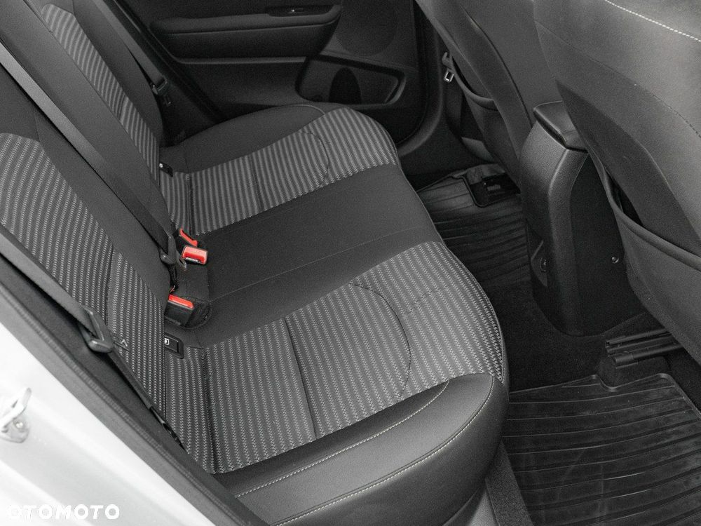 Kia Ceed 1.5 T-GDI M - 27