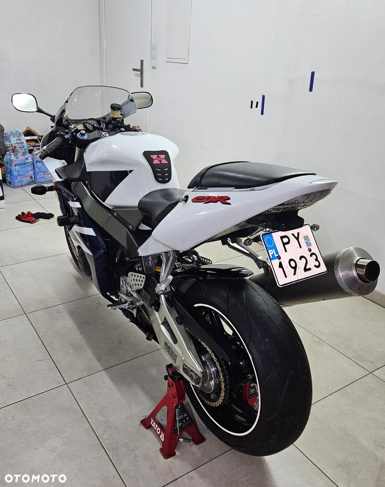 Honda CBR - 21