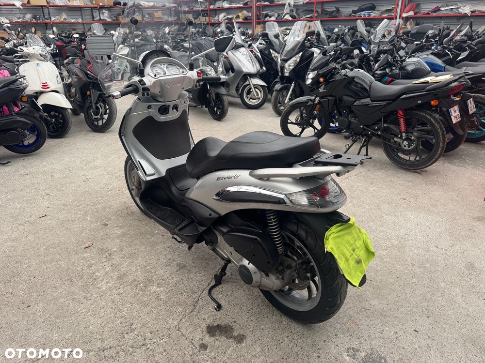 Piaggio Beverly - 5