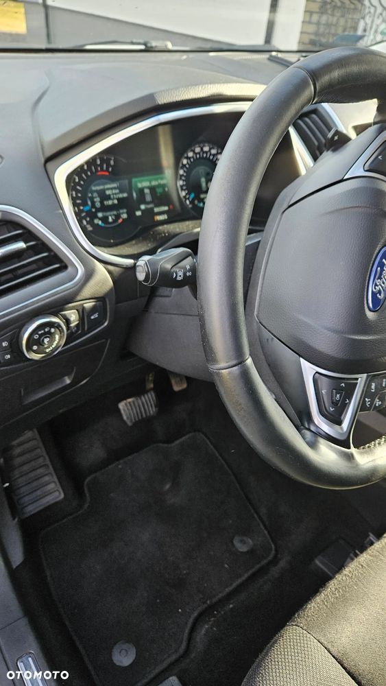 Ford S-Max 2.0 TDCi Titanium PowerShift - 8