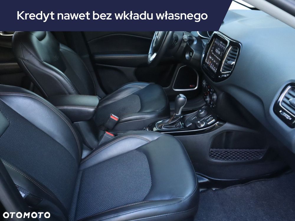 Jeep Compass - 11