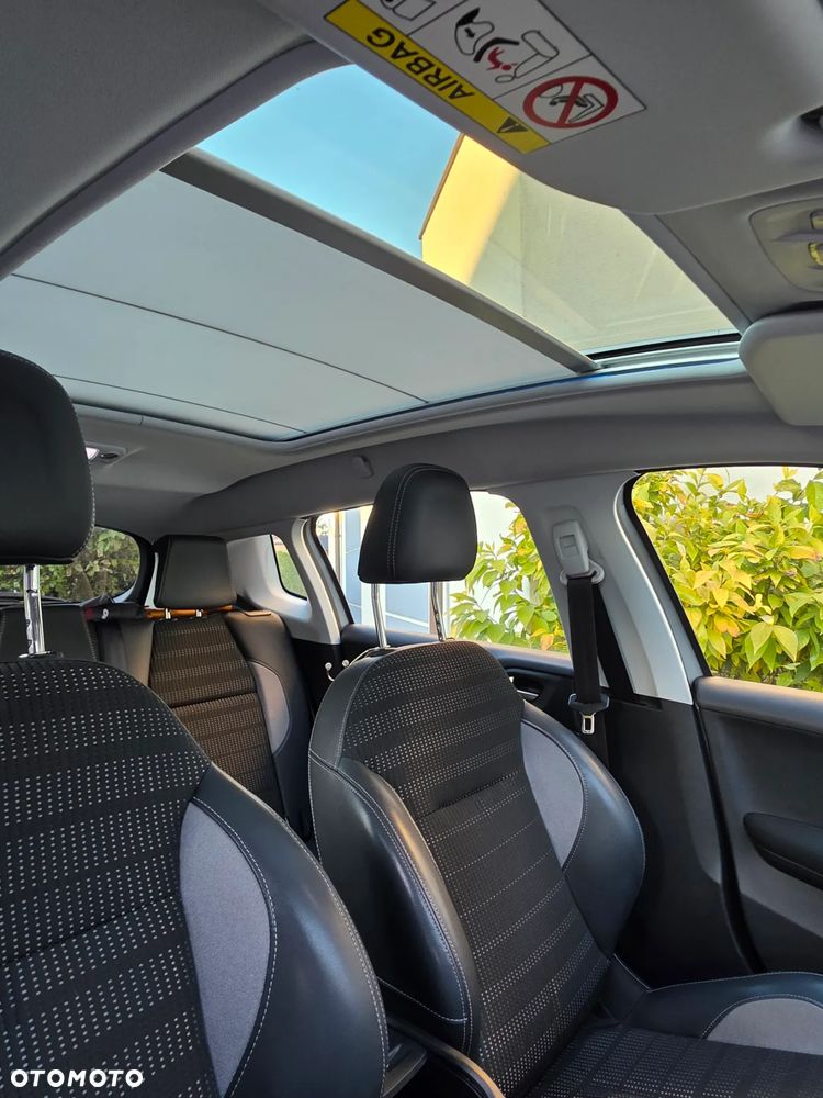 Peugeot 2008 1.2 Pure Tech Allure S&S - 29