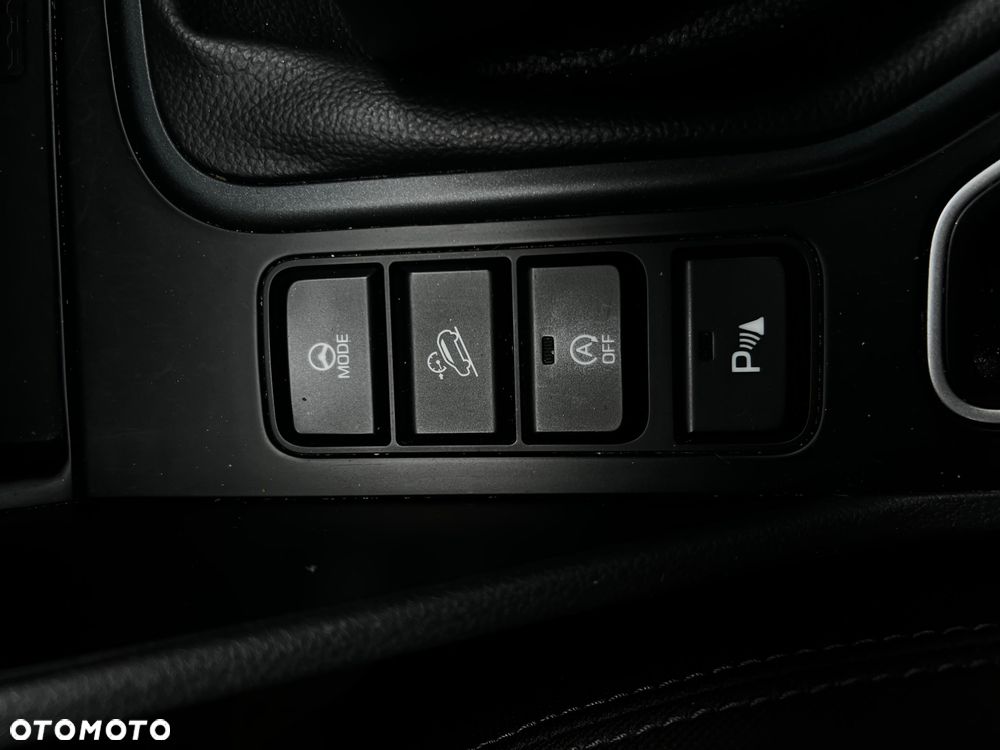 Hyundai Tucson 1.6 GDI BlueDrive Style 2WD - 25