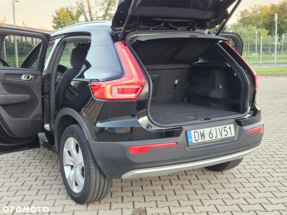 Volvo XC 40 B4 B Momentum - 22