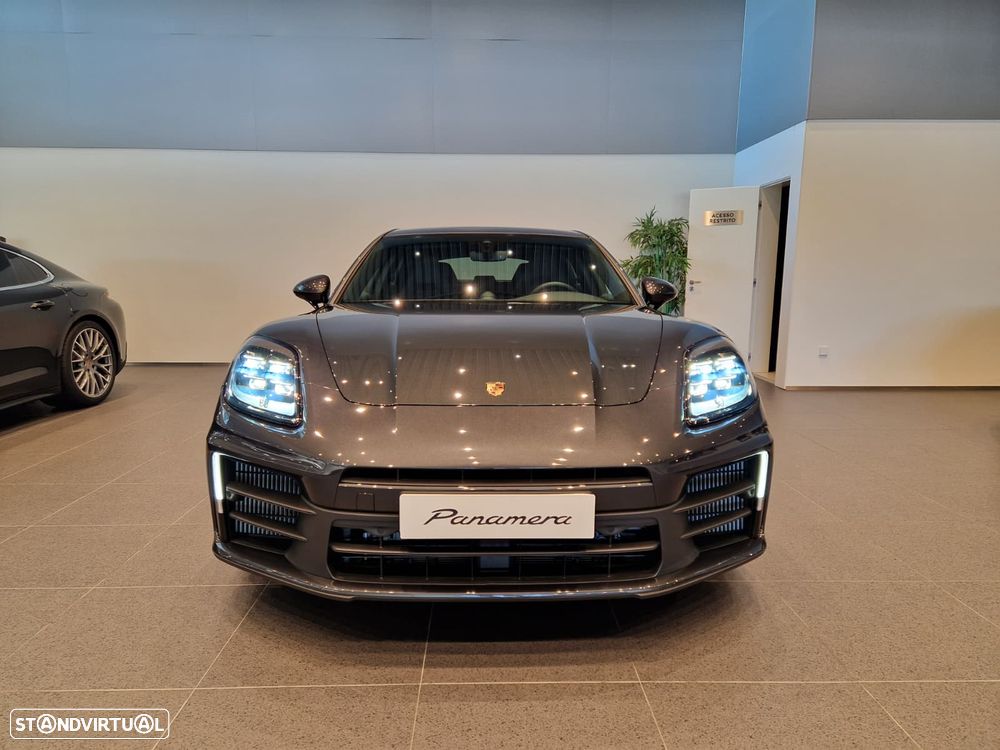 Porsche Panamera 4 - 9