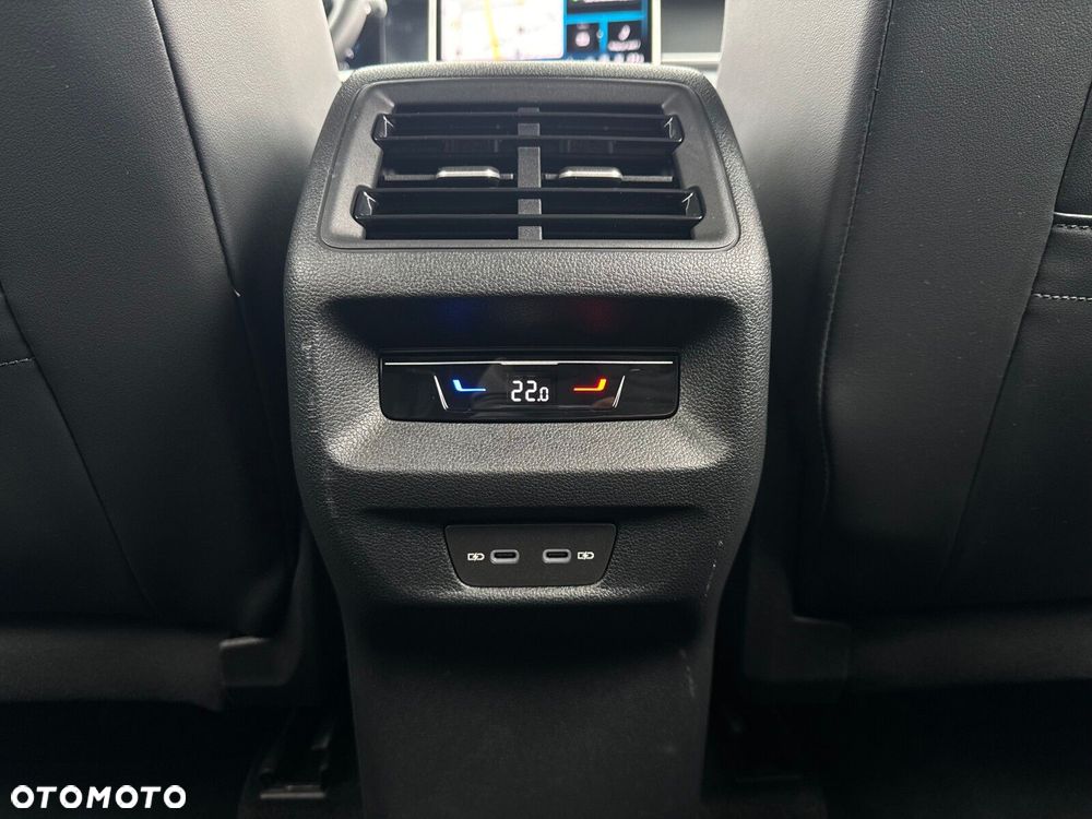 Volkswagen Tayron 1.5 eTSI mHEV Life DSG - 16