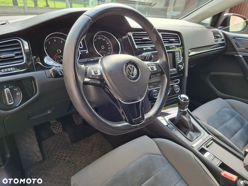 Volkswagen Golf 1.4 TSI BMT Comfortline - 18
