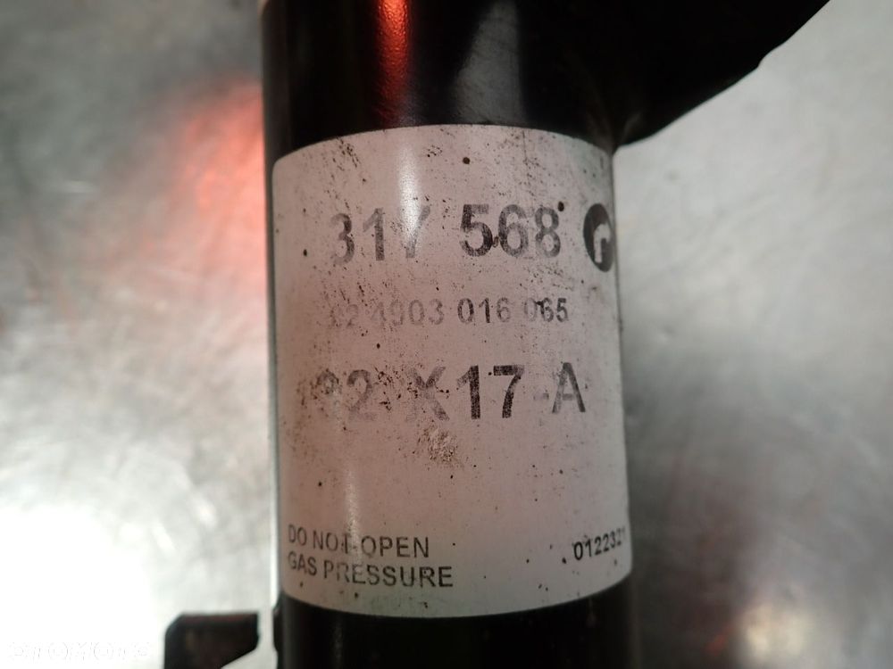 MCPERSON PRAWY PRZEDNI BMW E87 - 6