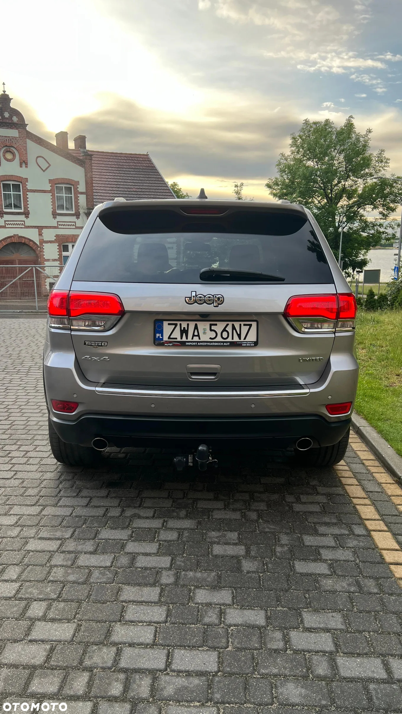 Jeep Grand Cherokee - 2