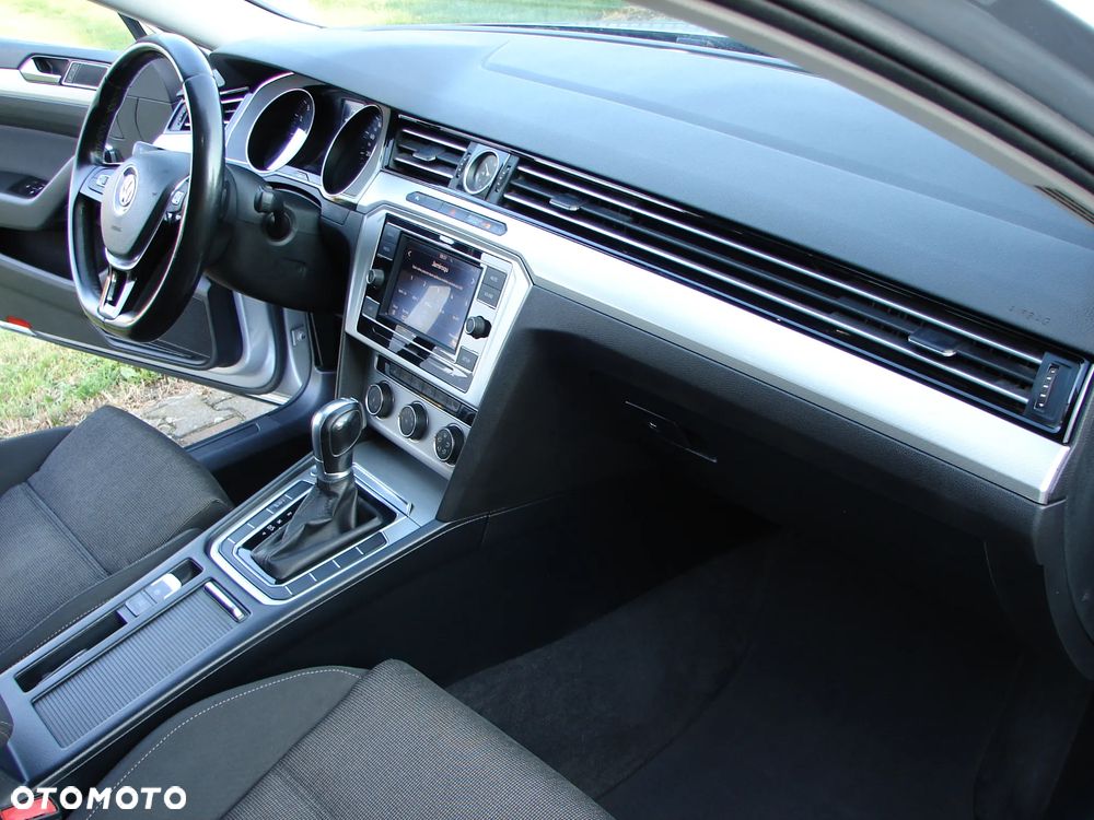 Volkswagen Passat 1.4 TSI ACT (BlueMotion Technology) DSG Comfortline - 14