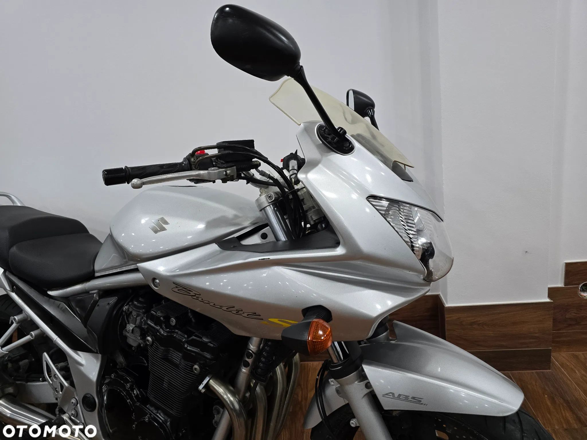 Suzuki Bandit - 20