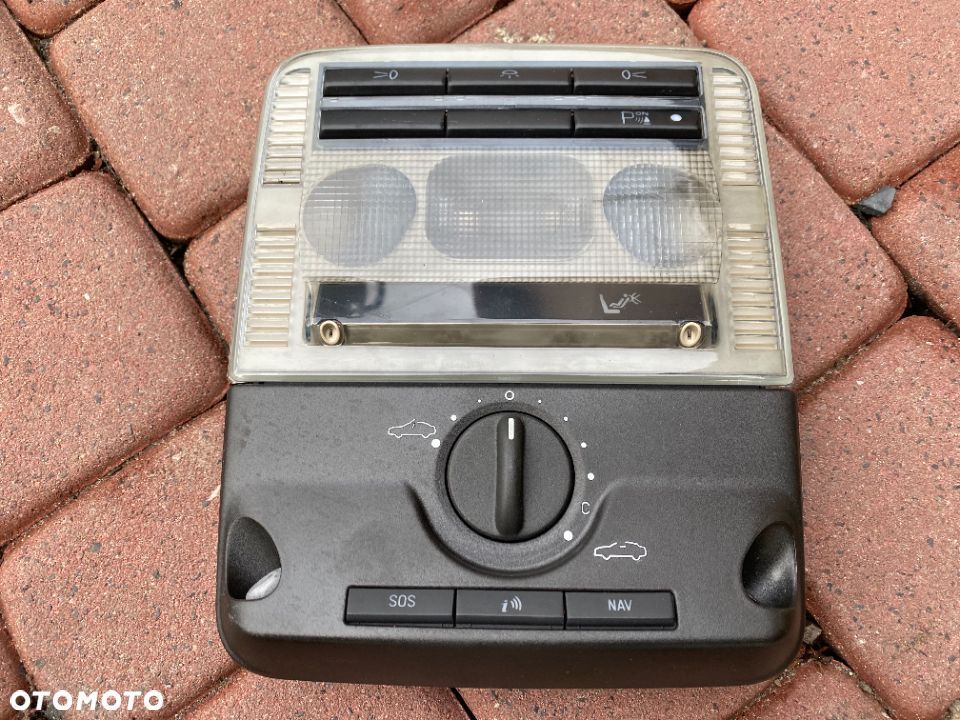 Lampka Podsufitki Wnętrza Oświetlenie Kabiny Alfa Romeo 159 Kombi Czarna Navi Szyberdach - 1