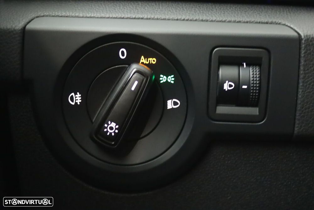 VW T-Cross 1.0 TSI Urban DSG - 14