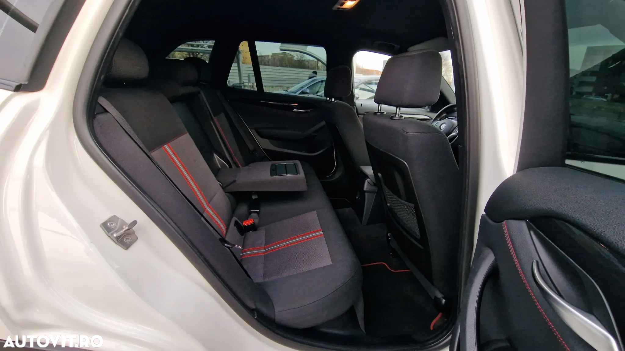 BMW X1 - 17