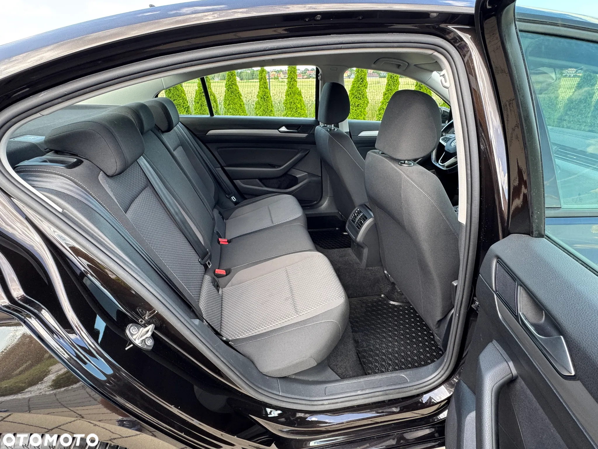 Volkswagen Passat 2.0 TDI EVO Essence DSG - 33