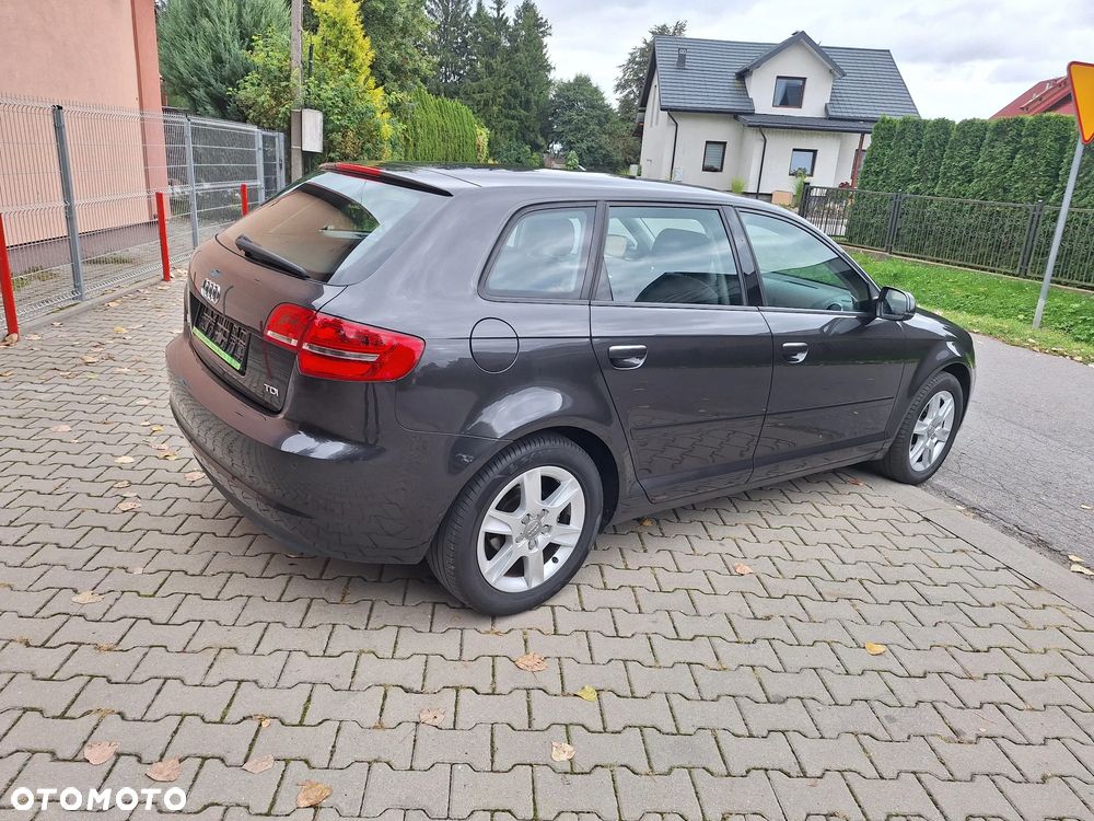 Audi A3 Sportback - 7