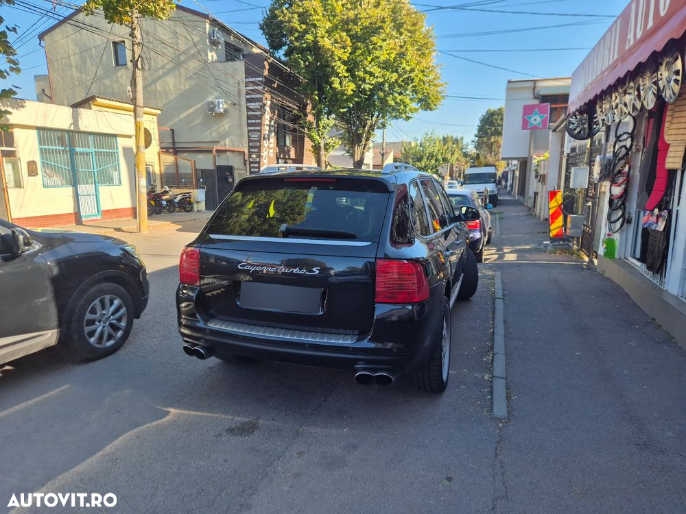 Porsche Cayenne Turbo S Aut - 4