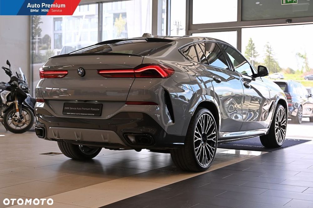 BMW X6 - 18