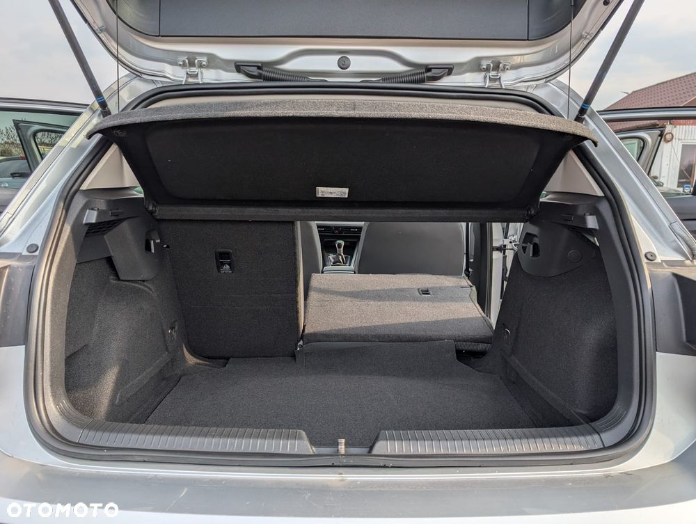 Volkswagen Golf 2.0 TDI Life - 27