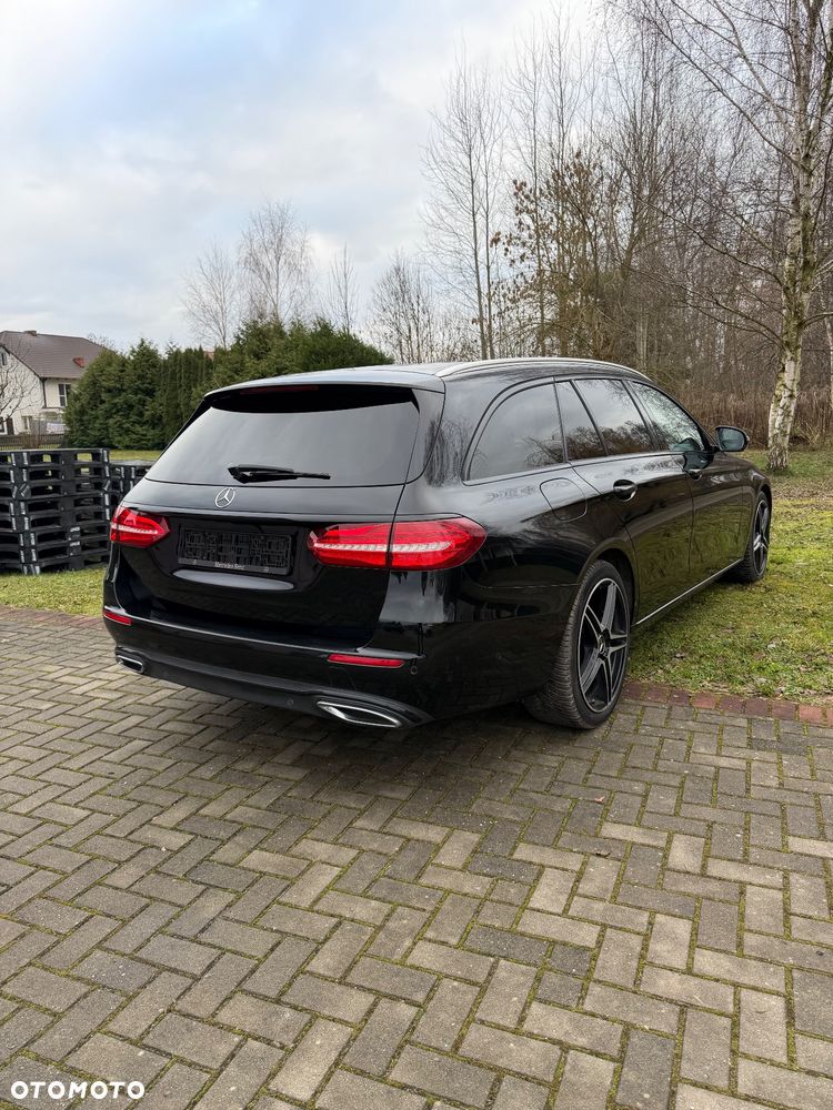 Mercedes-Benz Klasa E 220 d 9G-TRONIC Avantgarde - 3