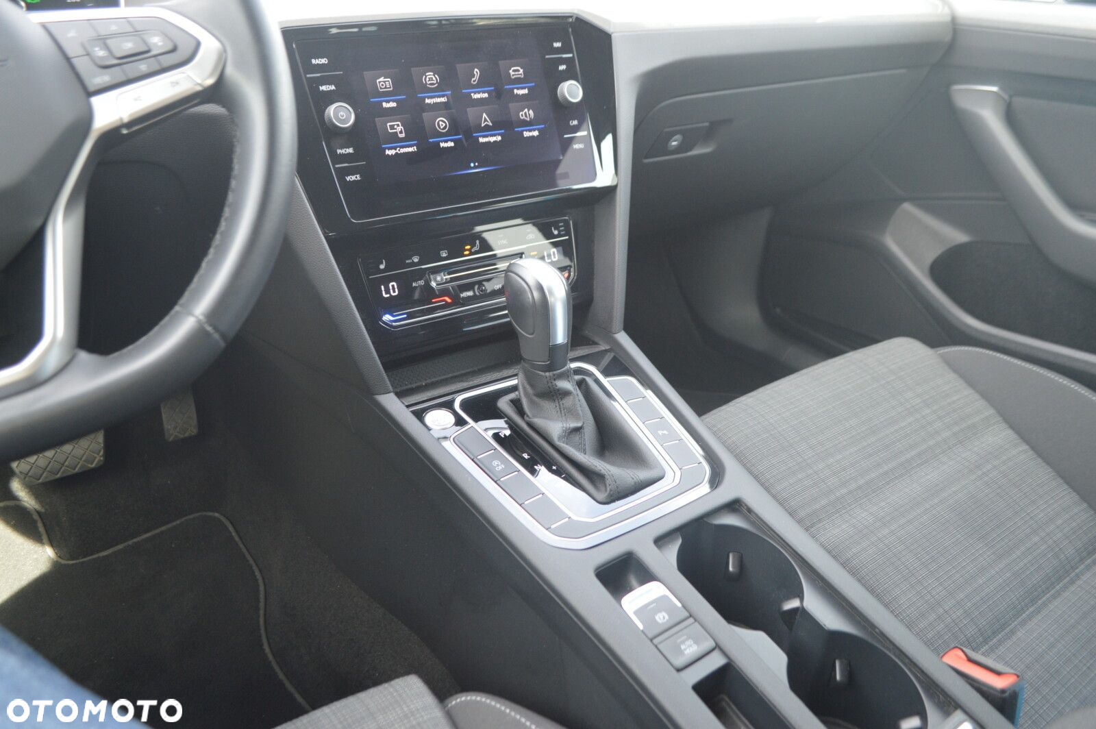 Volkswagen Passat 2.0 TSI Business DSG - 16