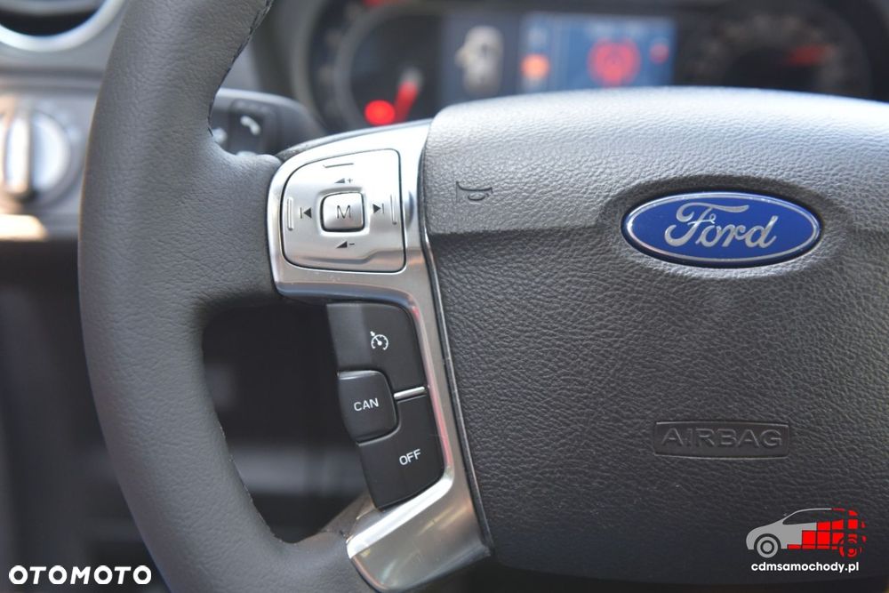 Ford S-Max - 30