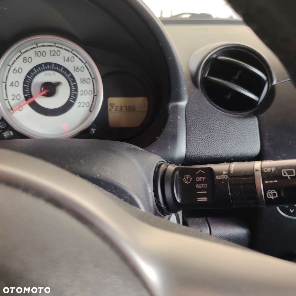 Mazda 2 1.3 Exclusive - 4