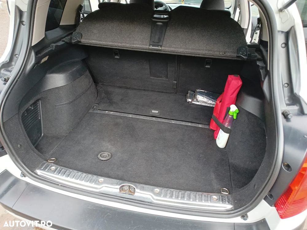 Peugeot 308 1.6HDi Premium - 13